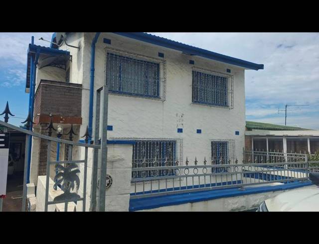 4 BEDROOM HOUSE FOR SALE IN BAYVIEW